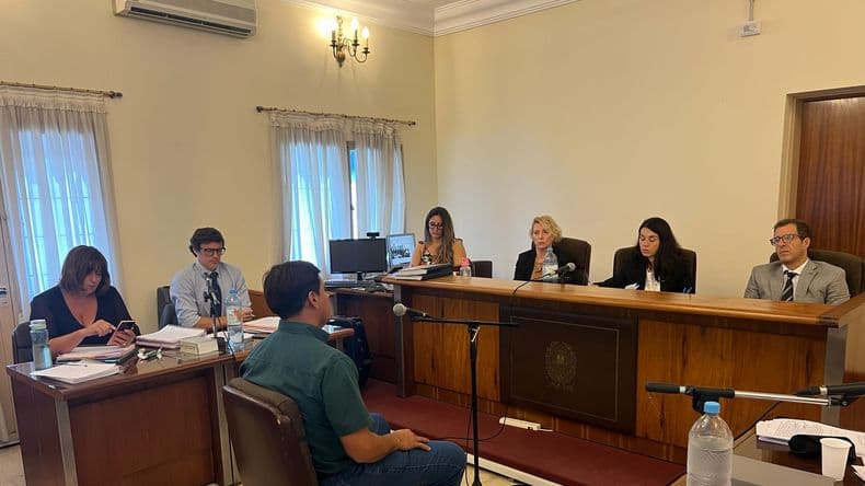 El acusado del homicidio declaró que el asesinado era un hampón violento que hostigaba a todo el barrio