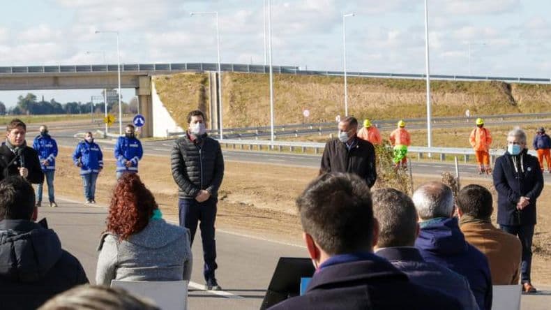 Inauguraron la circunvalacioacuten de la Autopista