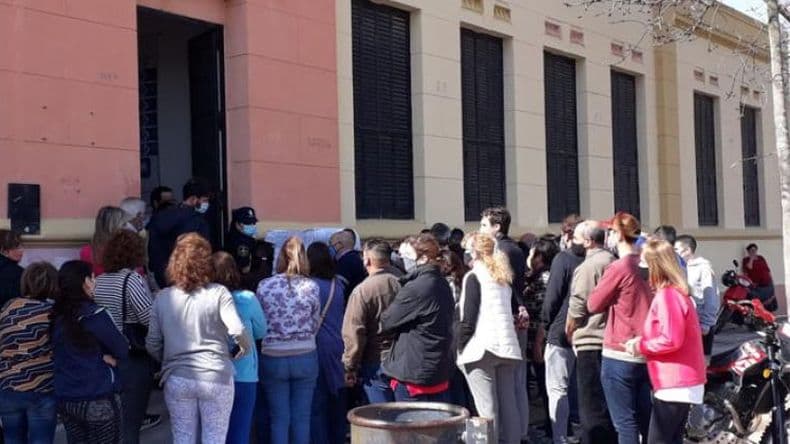 Leticia Conti- La mayor participacioacuten cuida la democracia y la fortalece