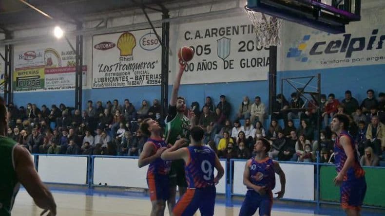 Con Lanuacutes en el foco de su atencioacuten Pergamino Baacutesquet disputoacut
