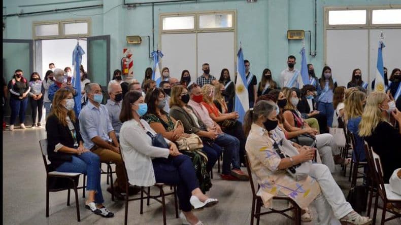 En Pergamino el ciclo lectivo se puso en marcha en la Teacutecnica Nordm 2