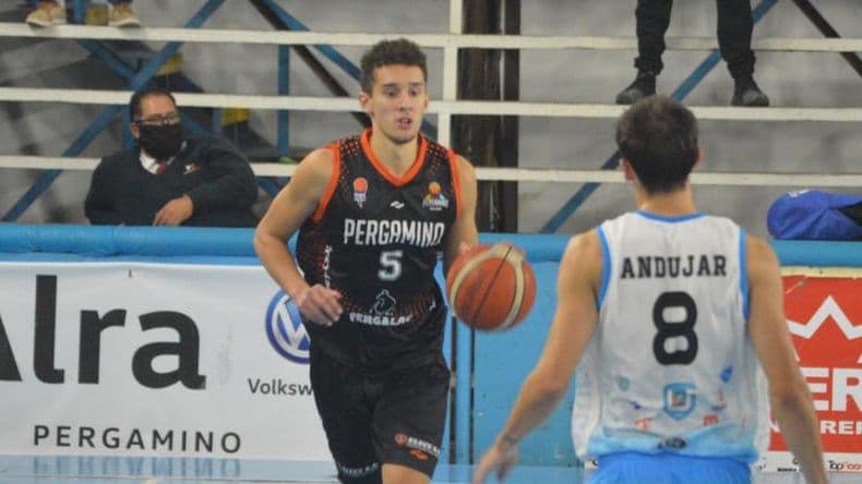 Soacutelido trabajo en equipo y victoria con autoridad para Pergamino Baacutesqu