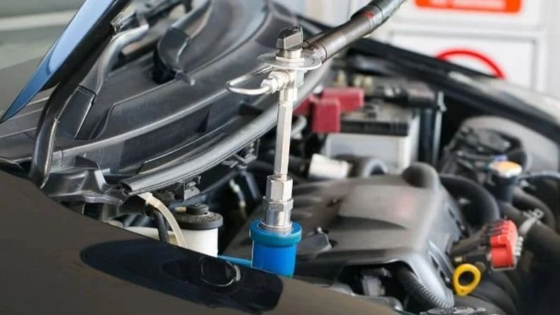 Nafta o GNC: ¿Conviene la conversión de los vehículos con los precios de los combustibles?