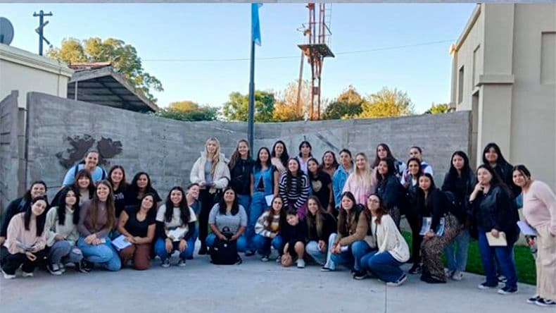 Futuros docentes recorrieron el Museo Municipal de Pergamino y el Museo Héroes de Malvinas