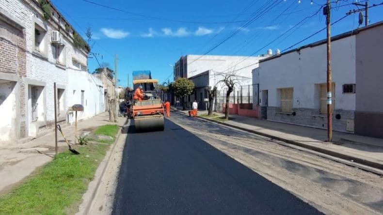 Plan asfáltico en Zárate: finalizan las primeras tres cuadras de calle 13 y continúan las obras