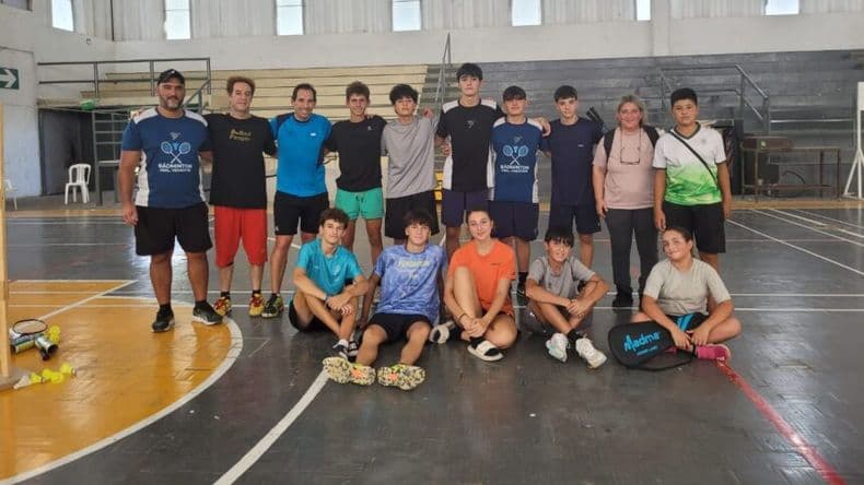 La Escuela Municipal de Bádminton en continuo crecimiento