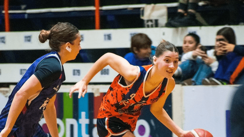 Basquetbol Femenino: Abril Saludas