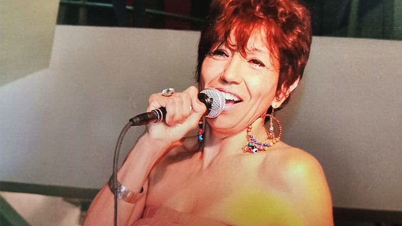 Betty Ponce vuelve al tango con un espectáculo solista en el Teatro Unión Ferroviaria