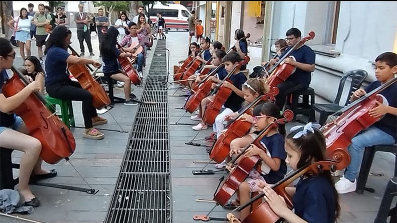 CheloSuzuki cierra el año con tres encuentros musicales para toda la comunidad