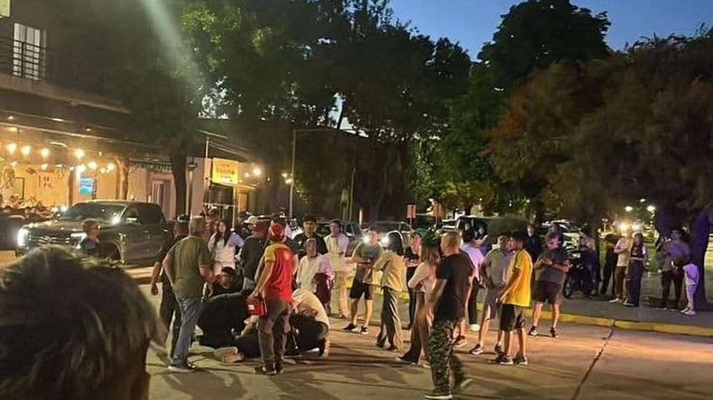Motociclista aprehendido tras chocar a una transeúnte en el centro de Colón: la víctima sufrió graves lesiones