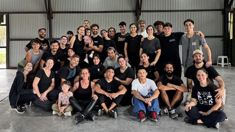 Los bailarines del Cuerpo Municipal de Danzas profundizaron en aspectos coreográ