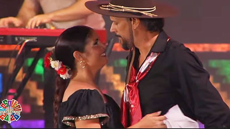 Mauro Goitea y Daniela Peruzzi, directores de la Escuela de Danzas Nativas y Fol