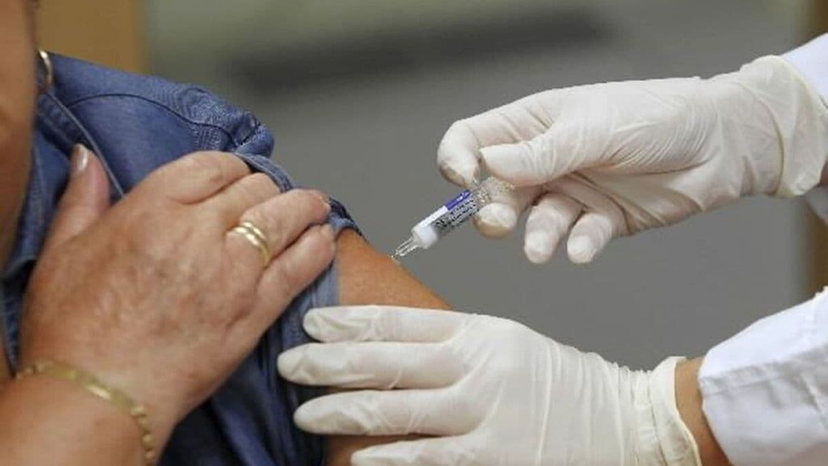 San Nicolás: Aumentan los casos de gripe y crece la demanda de vacunas