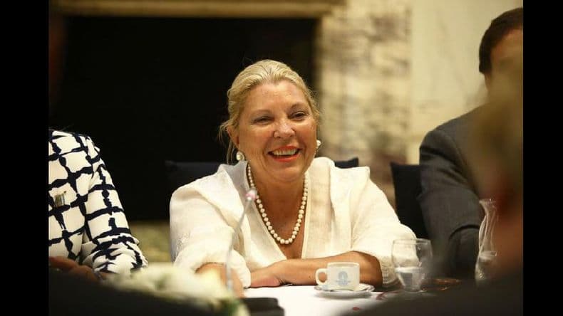 Elisa Carrió presentará un proyecto para terminar con los “nichos de corrupción”