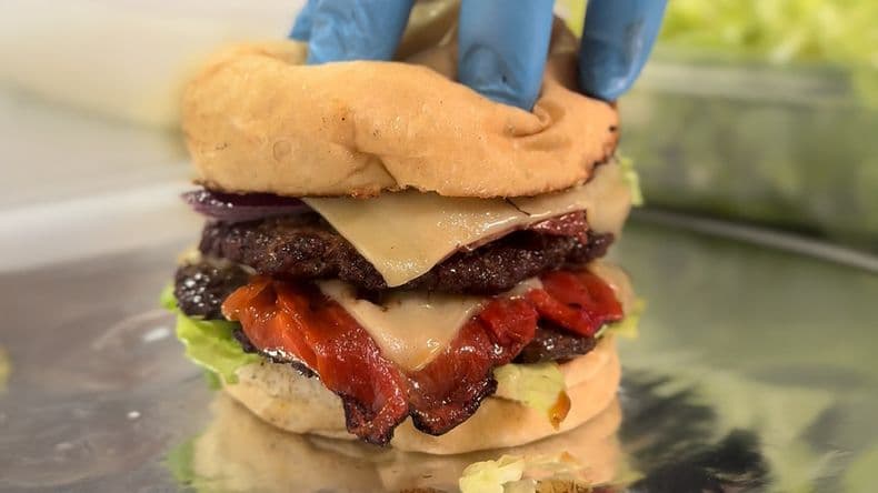 Burguers House Pergamino: el reino del sabor casero y las hamburguesas que explotan de gusto
