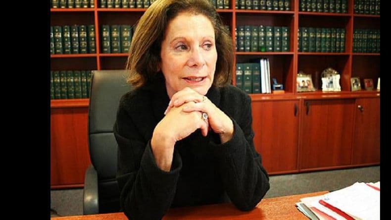 Weinberg de Roca rendirá examen en el Senado para la Procuración General