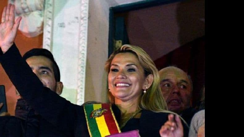 Áñez: “Evo Morales se fue porque no se atrevía a responderle al país”