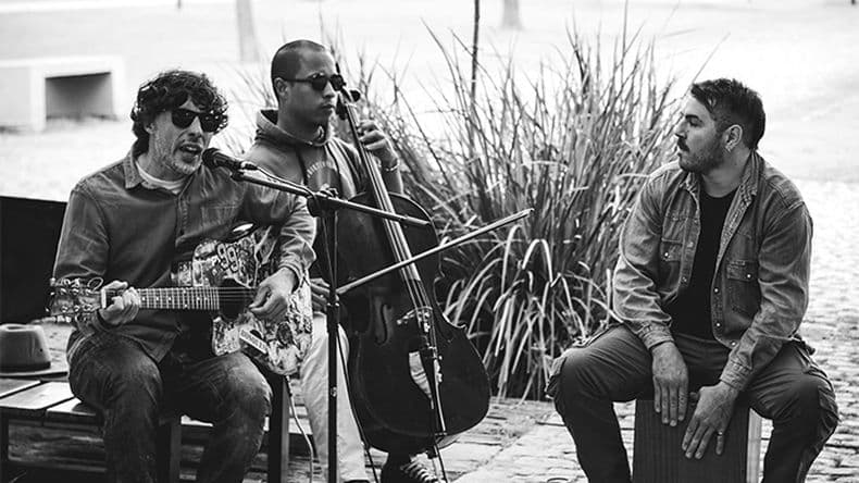 Con un estilo que fusiona lo experimental con lo espiritual, El Antihéroe Juglar