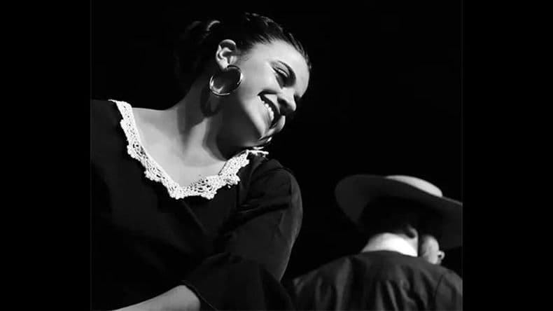 La profesora de Danzas Folklóricas y bailarina, Macacha Magdalena Alvarez Cárcam