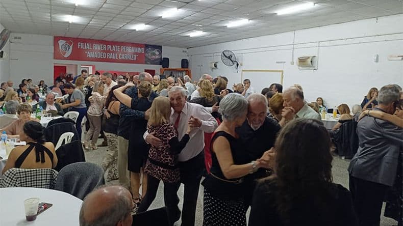 La milonga Tinta Roja en el club River Plate.&nbsp; Facha Aguad organiza para es