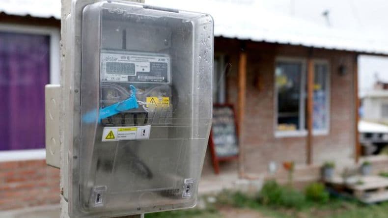 El 36% de los hogares bonaerenses comenzará a perder el subsidio a la luz