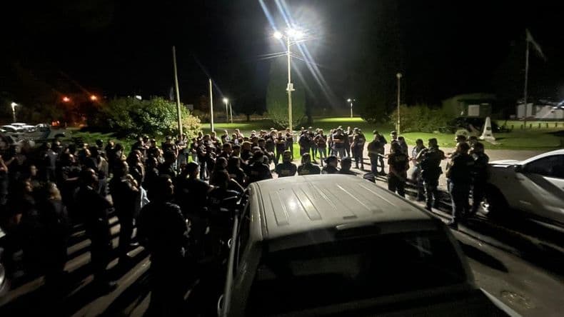 Mega operativo policial en las 512 Viviendas: 14 allanamientos para capturar al prófugo de un tiroteo