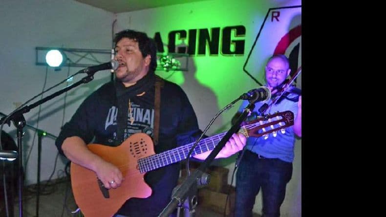 Pablo Ivalo con artistas amigos en Florentino