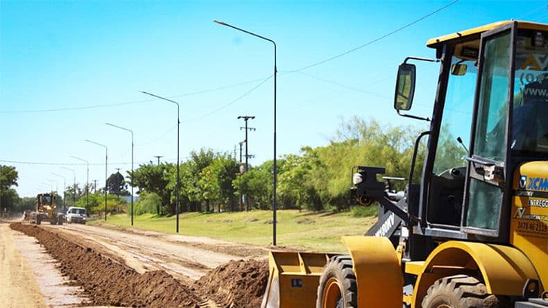 "Lo prometido es deuda": comenzó la pavimentación de Pasaje Río Juramento