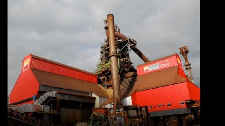 Distintas fábricas avanzan con cierres y despidos por baja en la producción