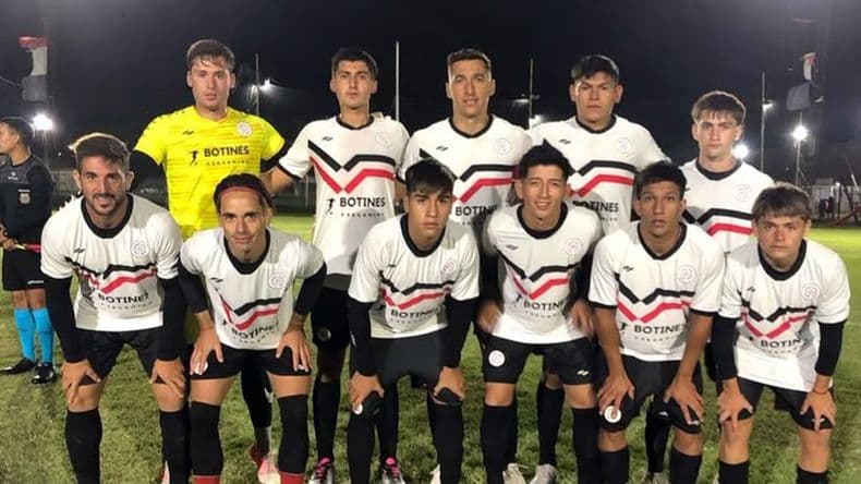 Racing se juega el pase a cuartos ante Compañía en el "Carlos Morales"