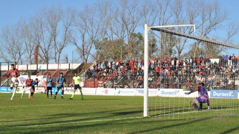 El domingo Douglas Haig jugará en Concepción del Uruguay