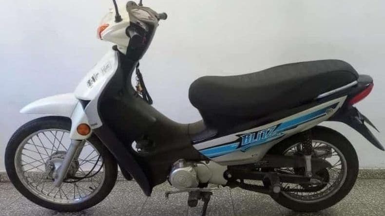 La Motomel Blitz 110cc fue sustraída en Moreno y Avenida de Mayo mientras su due