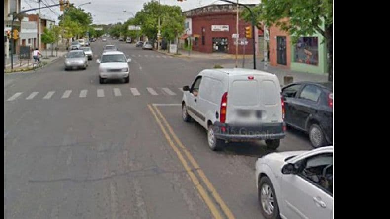 Persiguieron a una mujer y le robaron cerca de un millón de pesos que iba a depositar