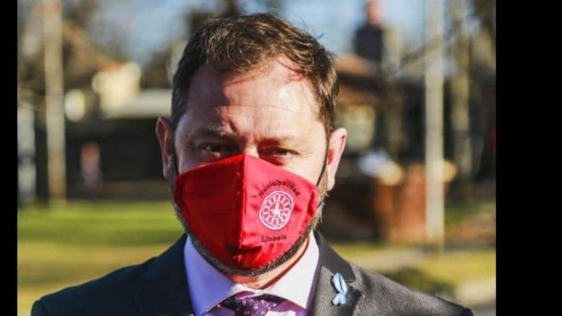 El intendente de Lincoln fue internado en Junín por coronavirus