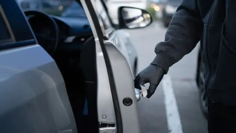 Seguros: los conductores de vehículos eligen las opciones más económicas