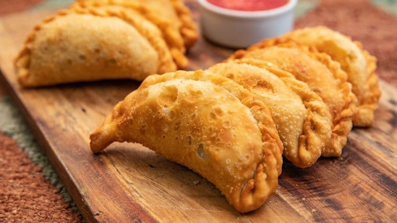 Polémica gastronómica: eligieron a las empanadas como uno de los mejores "desayunos" del mundo