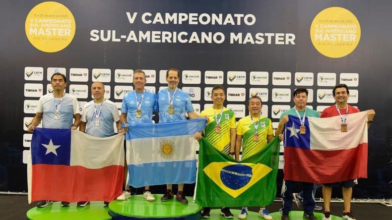El podio del nicoleño Sebastián Maggi en Tenis de Mesa en Río de Janeiro.