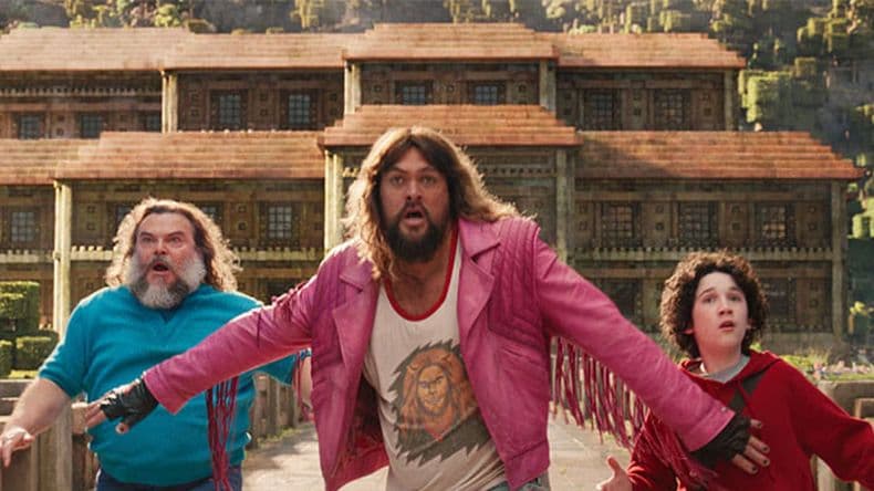 Jason Momoa lidera una aventura en el universo cúbico de Minecraft en su adaptac