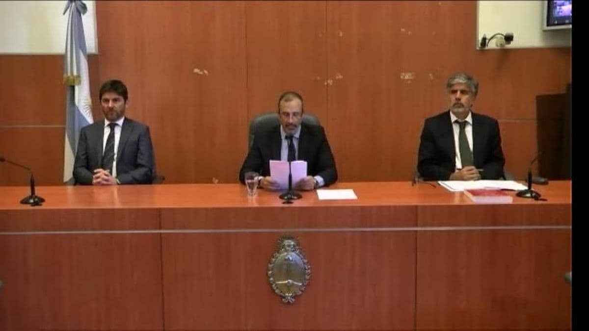 Condenan a Cristina Kirchner a la pena de 6 años de prisión en la causa por la concesión de obras públicas en Santa Cruz