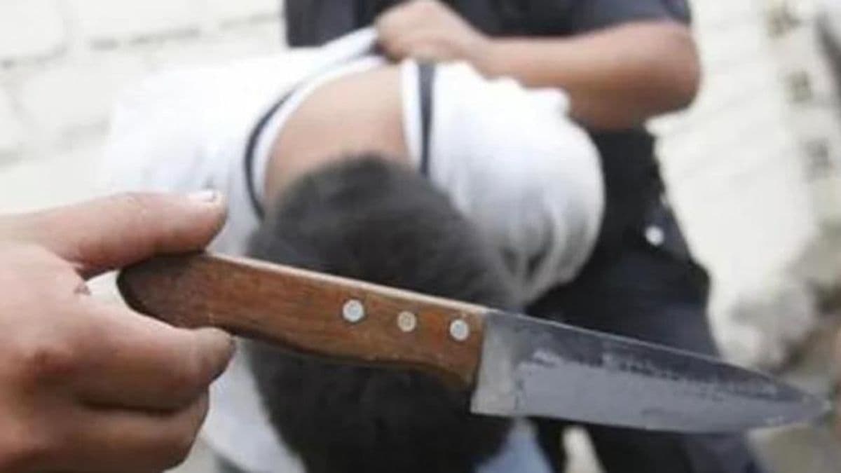 Un menor de edad detenido luego de intentar atacar con un cuchillo a dos policías