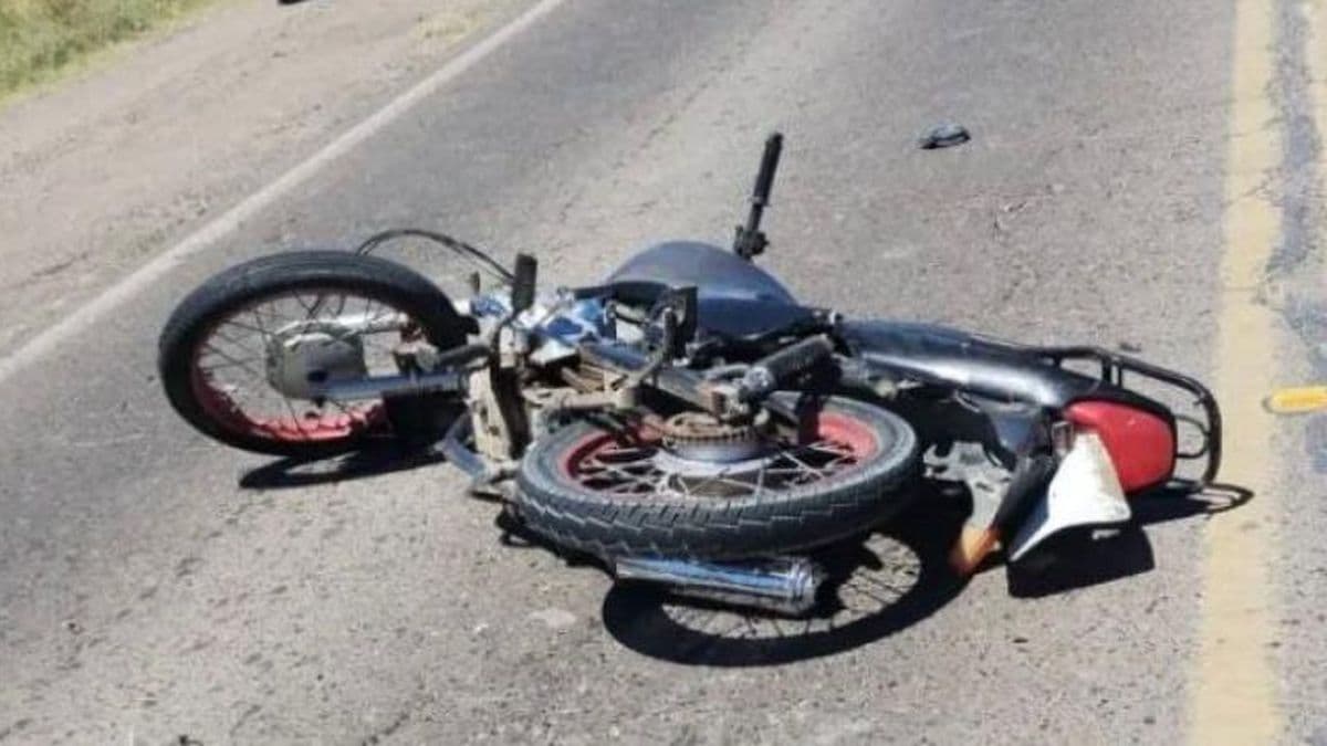 Se despistó con su moto y terminó en el Hospital