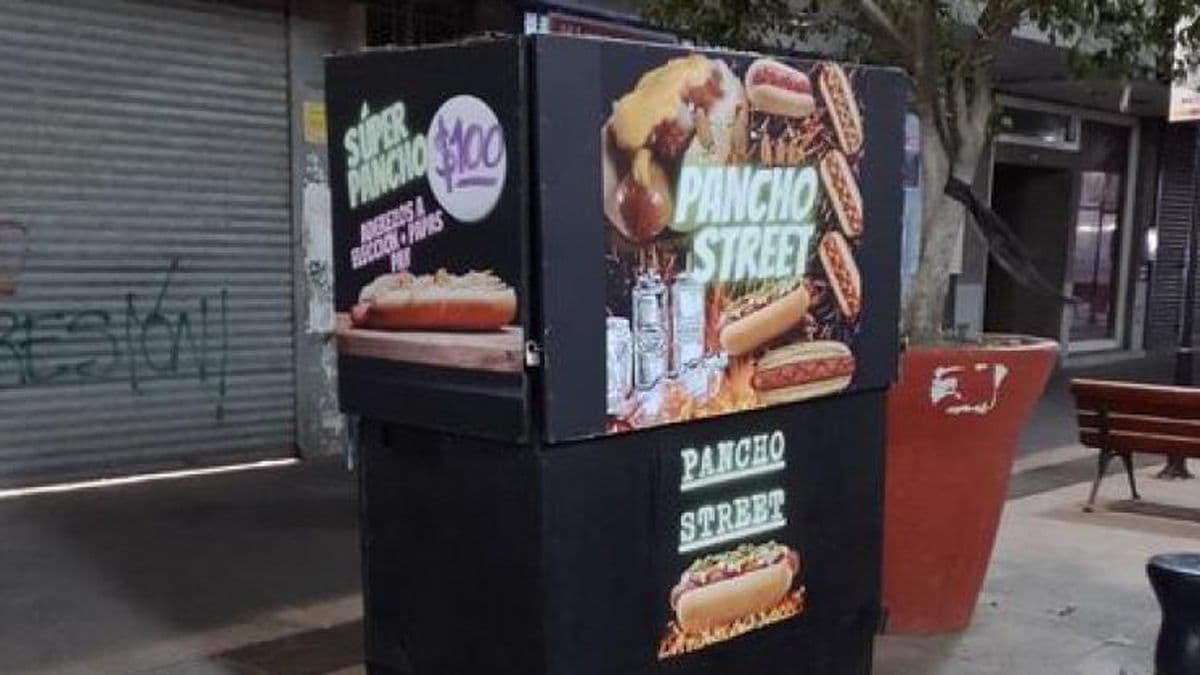 Los motivos por los cuales el puesto de panchos no puede permanecer en la Peatonal