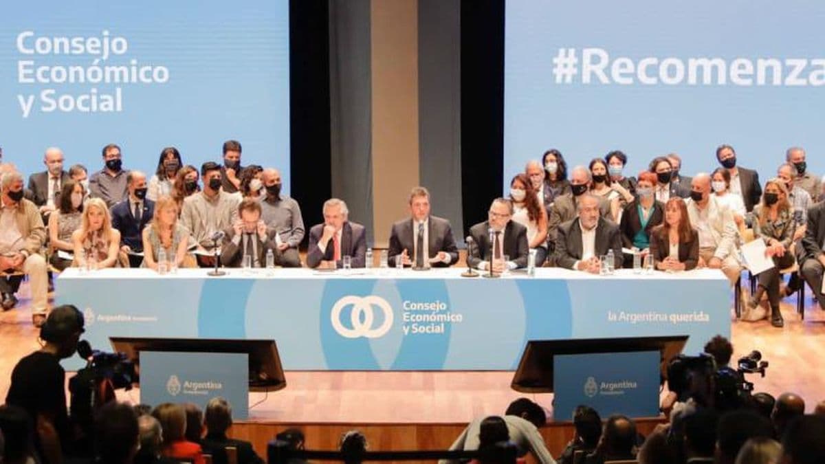 Massa llamó a un acuerdo con la oposición para consensuar políticas de Estado