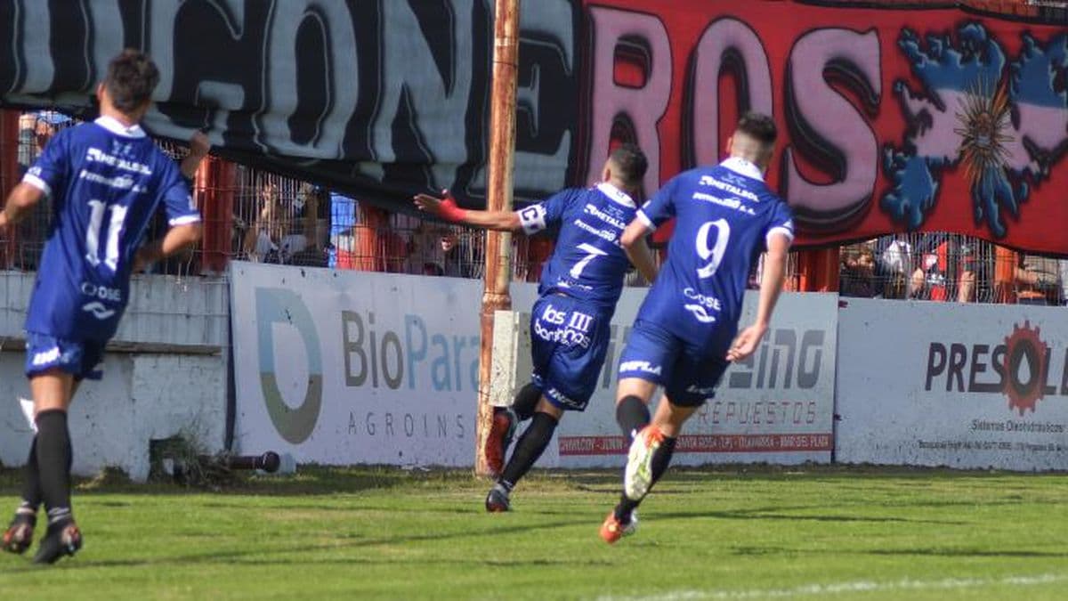 Douglas venció a Juventud Antoniana y volvió a sonreír