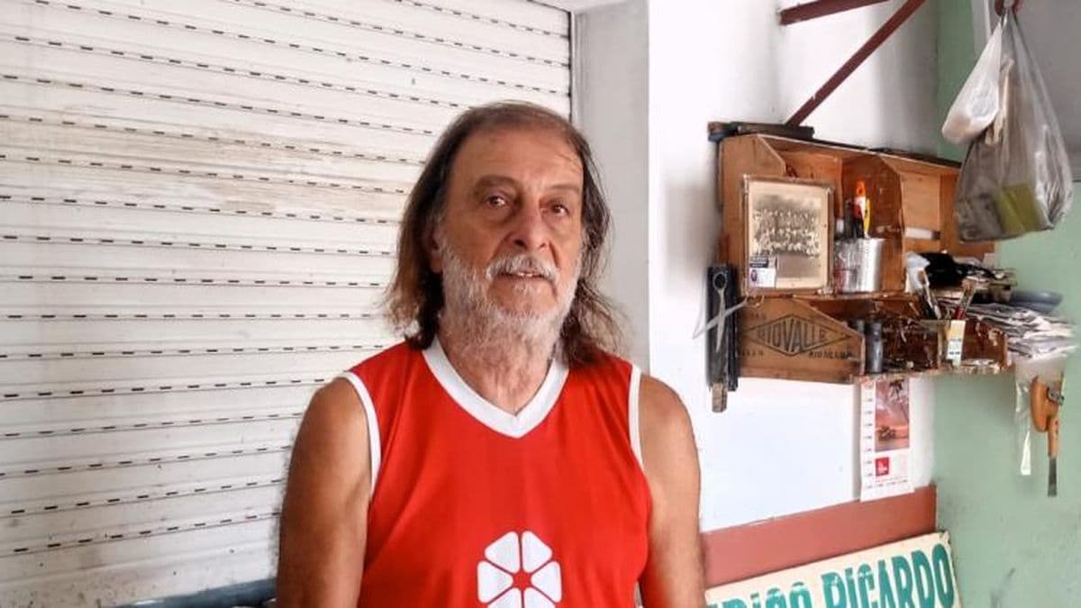El letrista de los pasacalles fanático de Douglas Haig