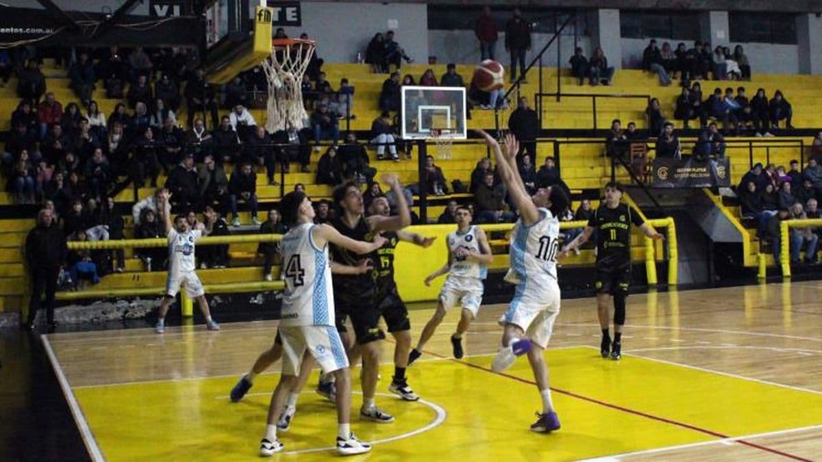 Argentino venció a "Comu" en el comienzo del Pre Federal