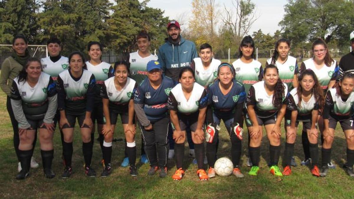 Fútbol femenino: se jugó la cuarta fecha y Compañía es el único líder