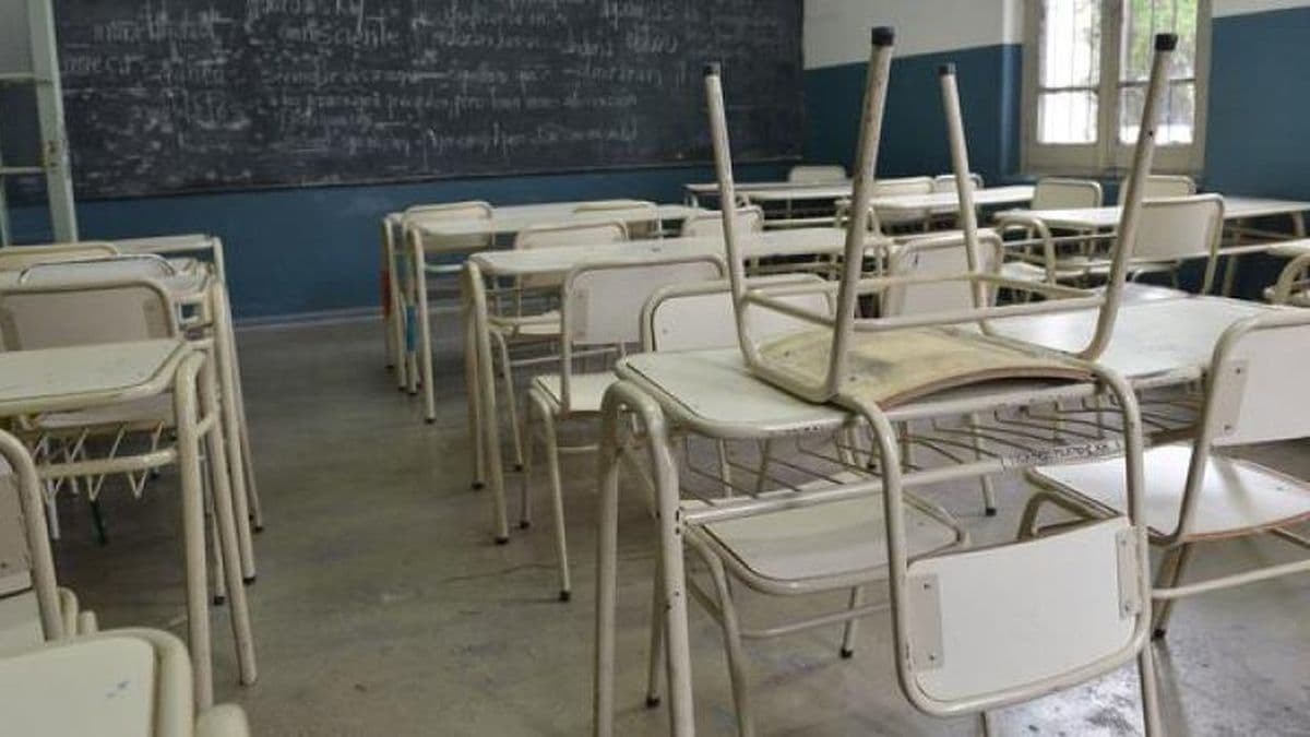 Concejales de Juntos piden que la educación sea un servicio estratégico esencial