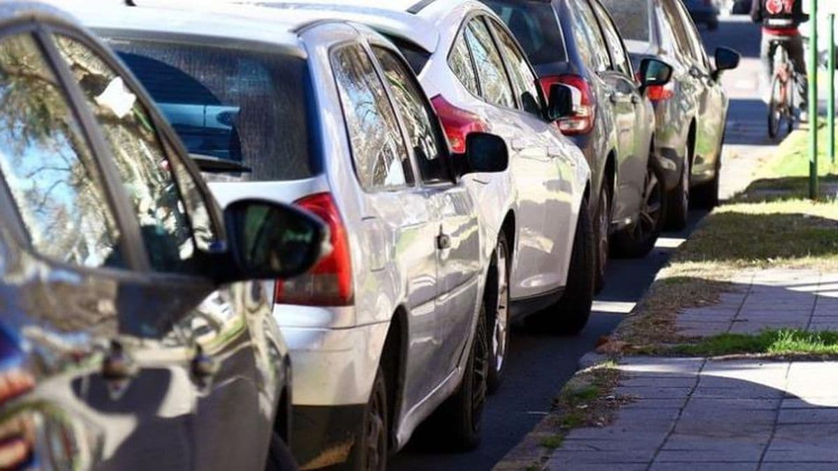 Solicitan al Municipio que suspendan el cobro de estacionamiento medido