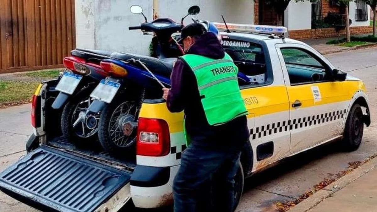 Llevan a cabo operativos de tránsito en distintos barrios de la ciudad